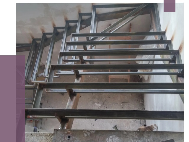 Демонтаж лестниц в Братске от 4286 руб. 