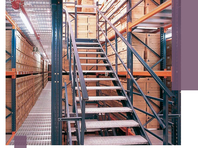 Лестницы складские прочные и безопасные под ключ в Братске