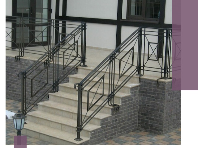 Перила для крыльца в Братске — монтаж, изготовление и установка