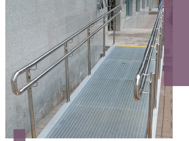 Пандусы для инвалидов в Братске — изготовление и монтаж