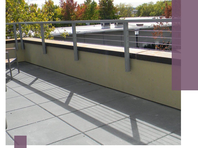 Металлические парапеты под ключ в Братске: монтаж и изготовление