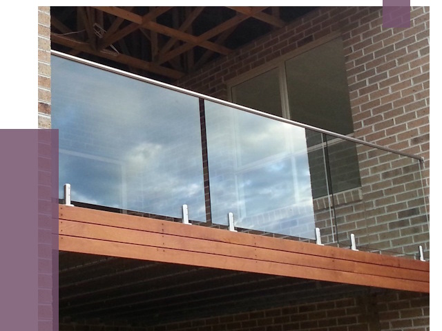 Стеклянные парапеты на крыше и террасе в Братске от 11480 руб. | ПРОЛЁТ-Брт